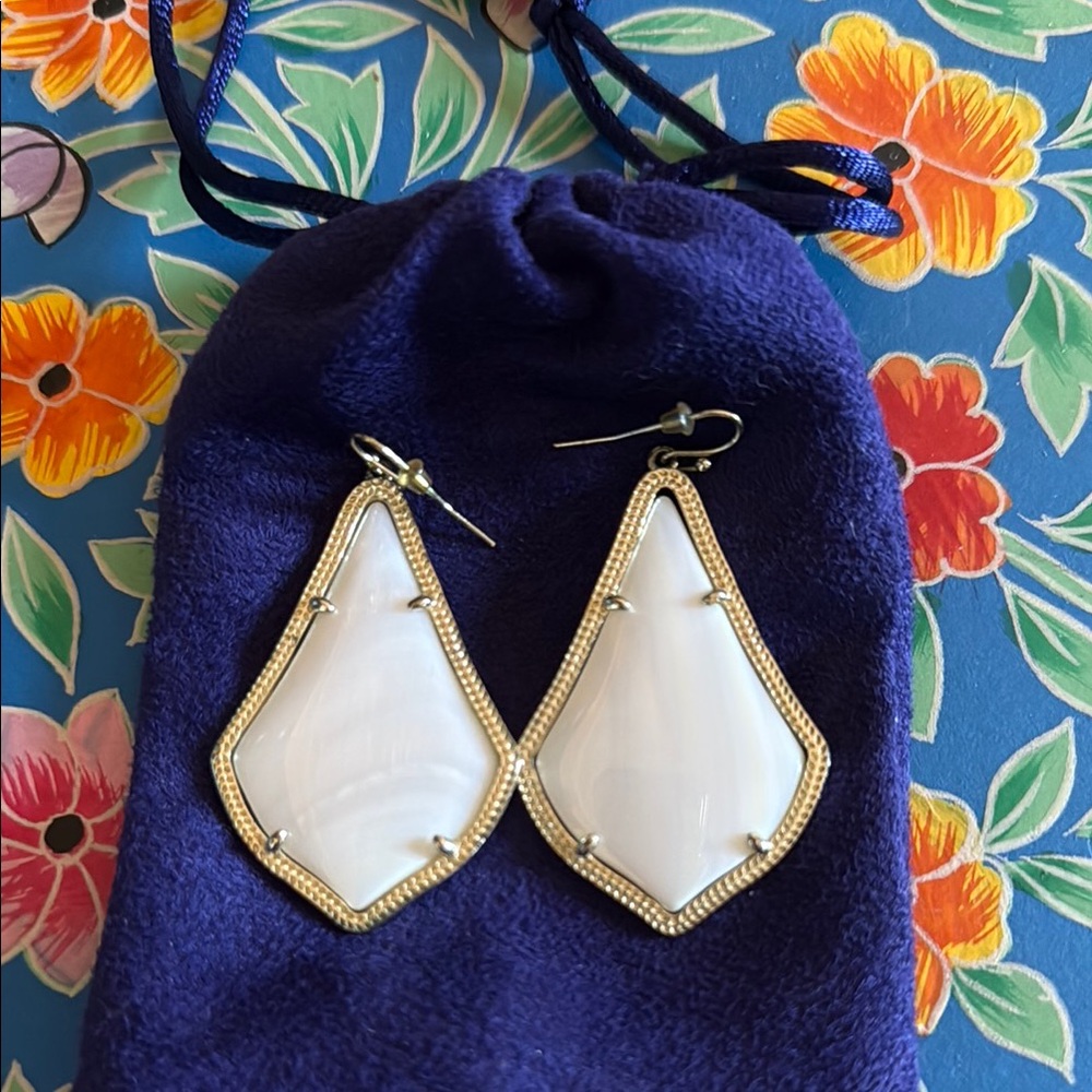 Elegant Kendra Scott White and Gold Earrings